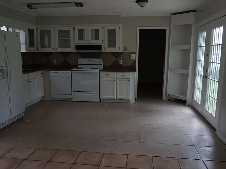 4016 Sandy Run Dr — Photo 9