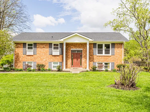 227 Edgewater Dr, Mount Juliet, TN 37122