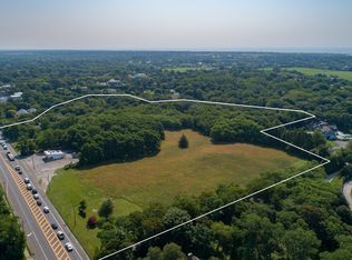 2033 Montauk Hwy, Bridgehampton, NY 11932