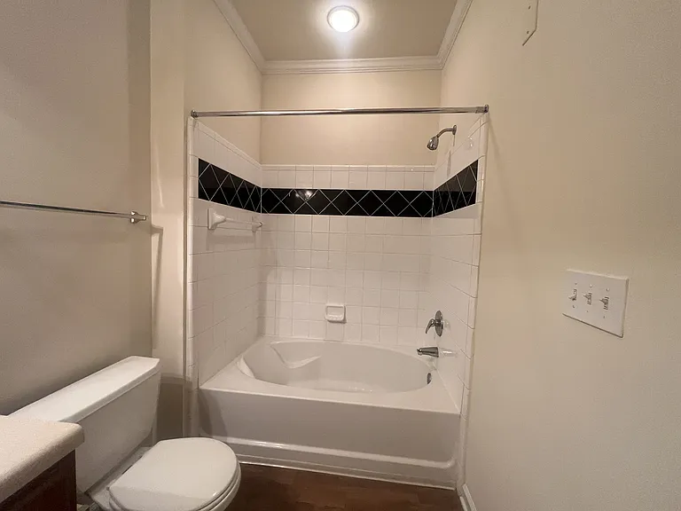 Wesley Kensington Apartments at Stonecrest — Photo 150
