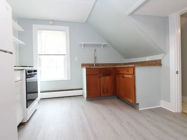 34 Seavey Street, 34 Seavey St APT 5, Westbrook, ME 04092