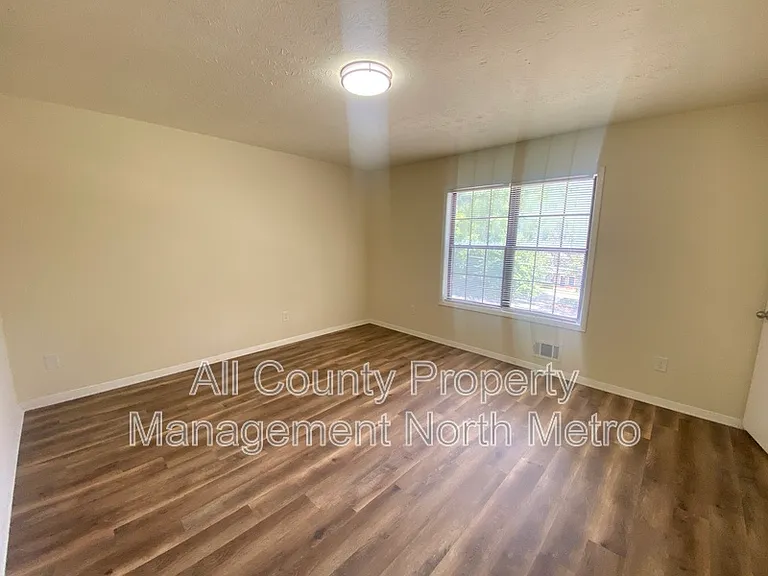 3054 Destin Cir — Photo 7