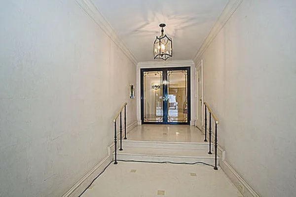 Sold by Trump International Realty | media 14