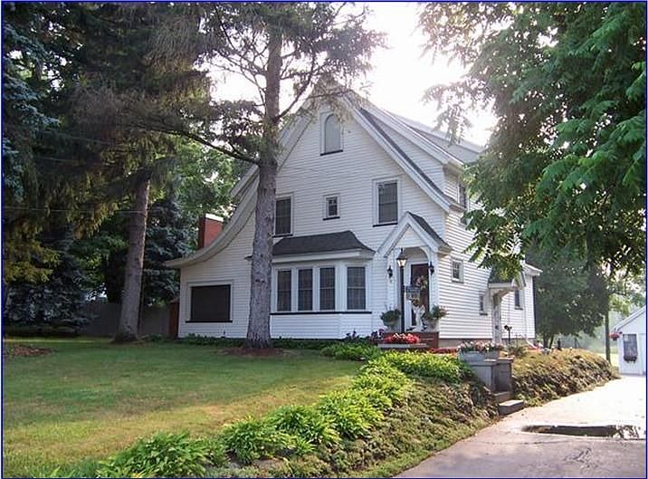 Welcome to 744 Coldwater Road
