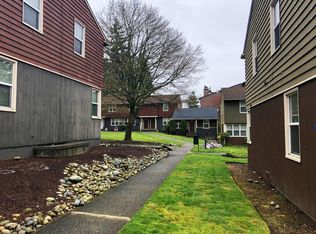 904 N 178th St, Seattle, WA 98133