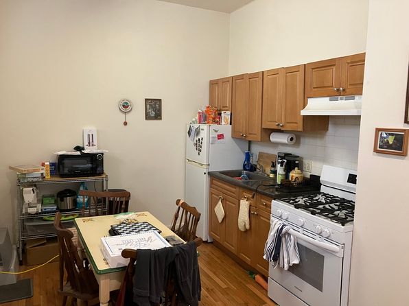 1227 Bainbridge St #1F
