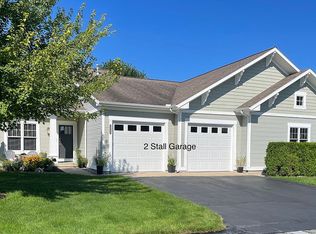 1713 S Trillium Cir, Zeeland, MI 49464
