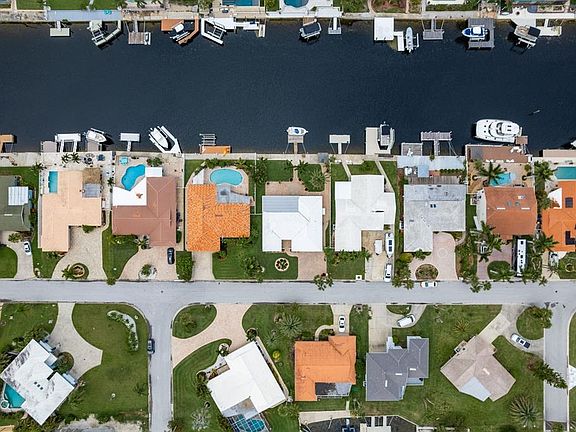 4th image of 3301 SEAWAY DRIVE