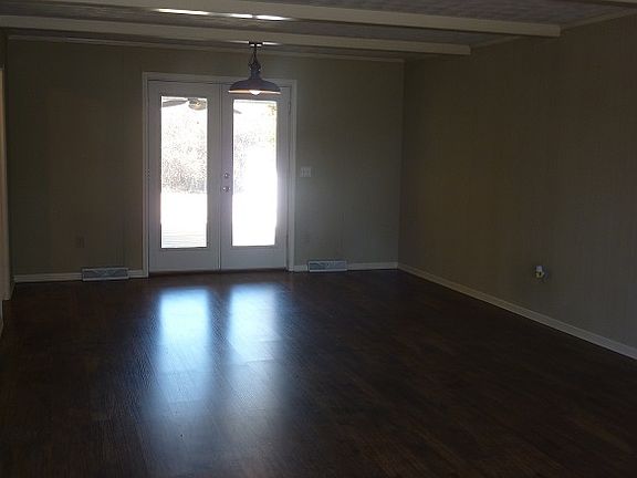 4th image of 1527 Bellemeade Dr