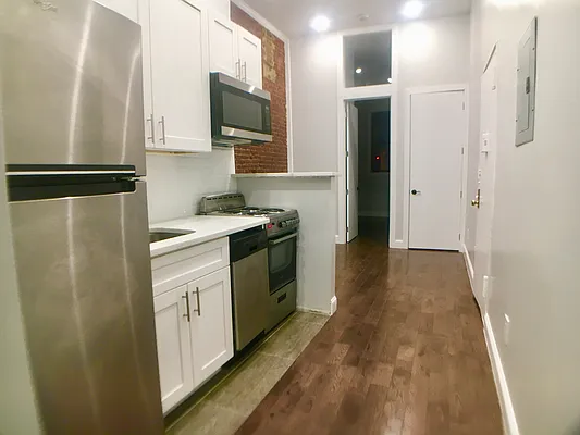 Rented by Compass | media 16