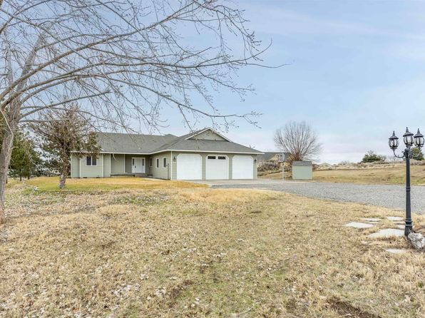 4340 Rosencrans Rd, West Richland, WA 99353