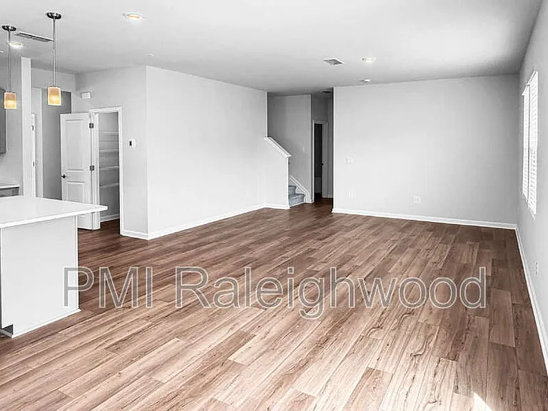 600 Westford Dr #96 — Photo 12