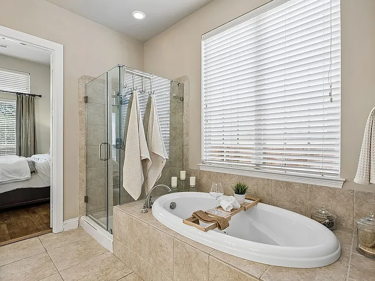 9004 Cypress Creek Rd — Photo 20