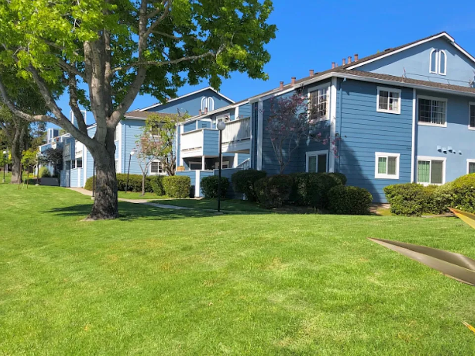 Mariner Village