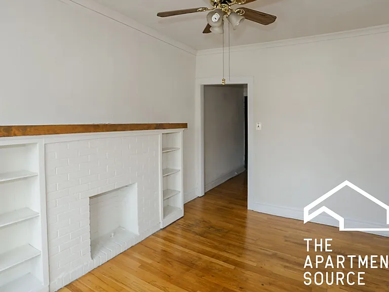 2612 W Gunnison St #3R — Photo 6