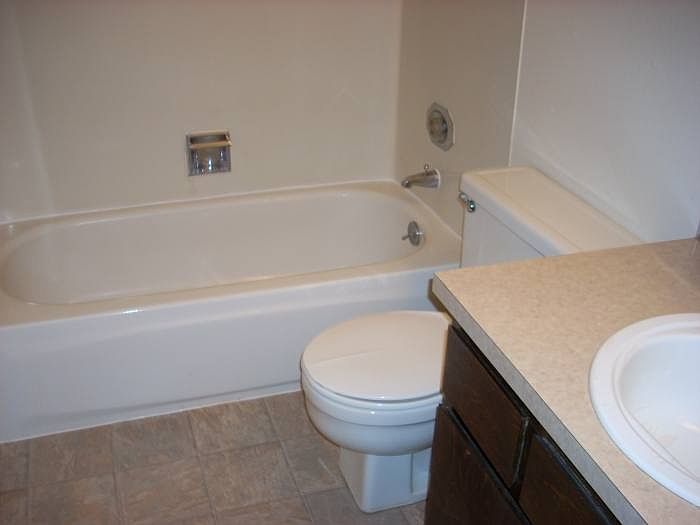 2nd image of 1613 Brandt Rd