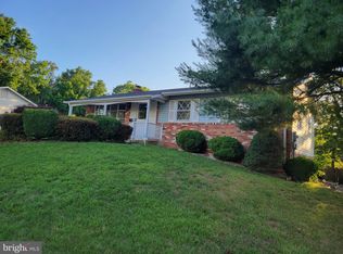 7654 Wesley Rd, Manassas, VA 20109