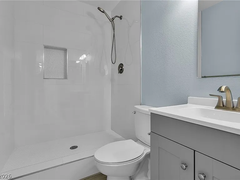 725 N Royal Crest Cir #237 — Photo 17