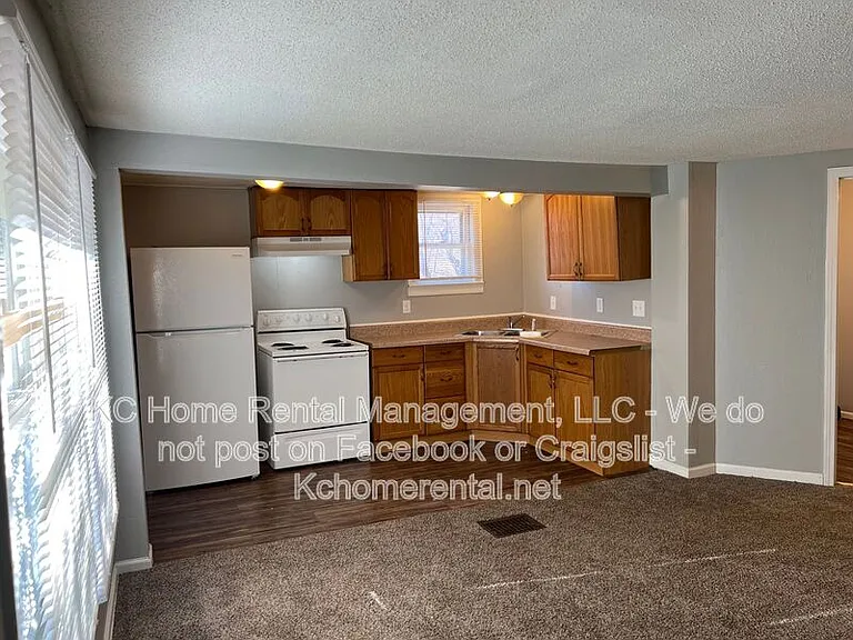 10201 E 31st St S #C — Photo 3