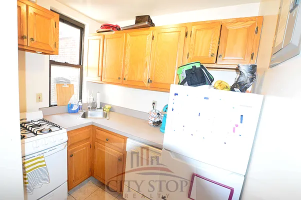 Rented by City Stop Realty | media 4