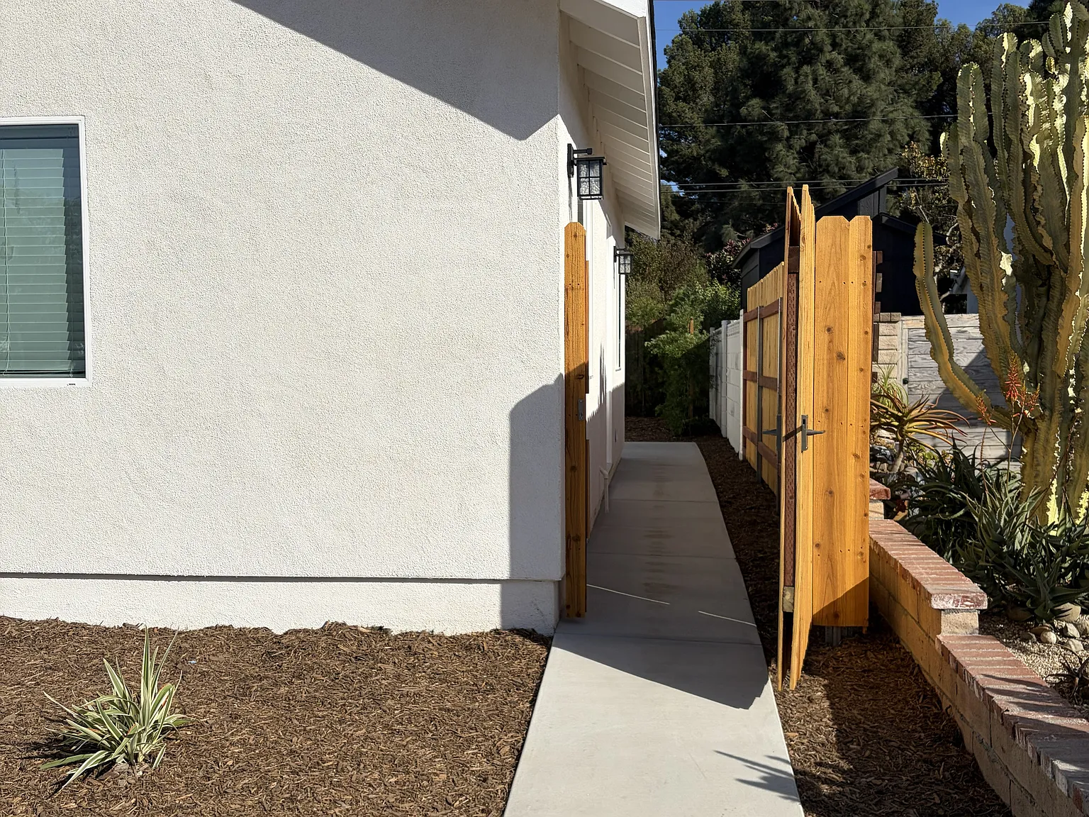 1 bed, 504 sqft, $2,400 — Photo 3
