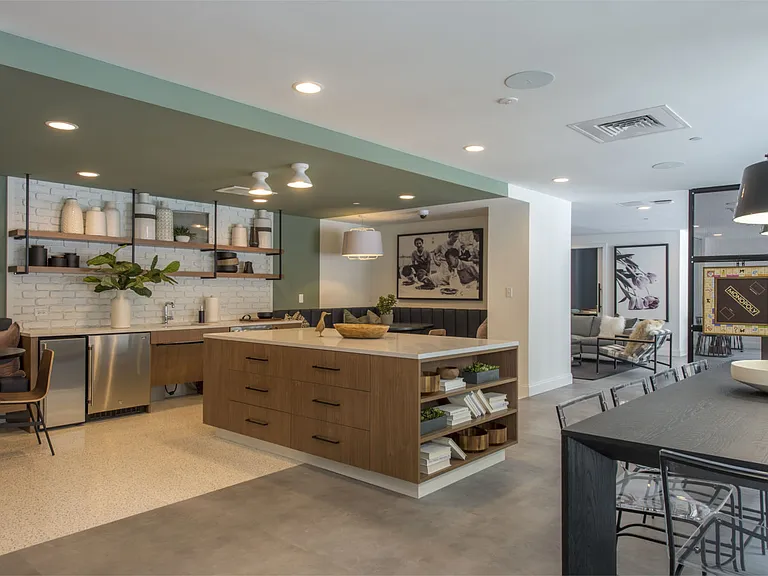 Cambridge Park Apartments — Photo 36