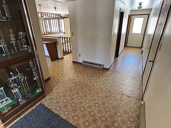 4th image of W3938 Pine Ave