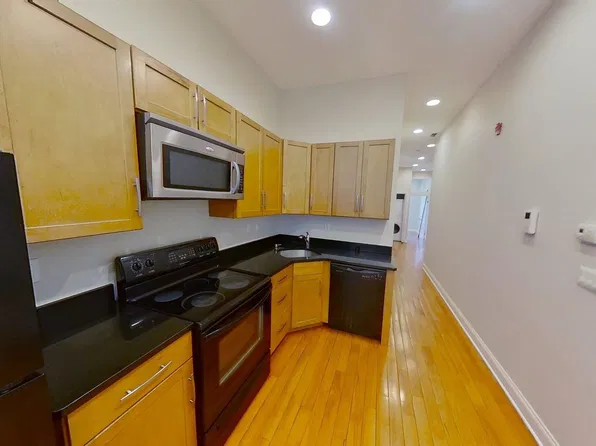 1412 W Susquehanna Ave APT 3, Philadelphia, PA 19121
