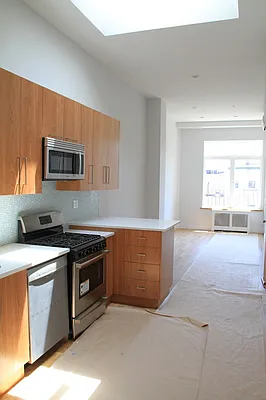 Rented by Belvedere Bridge Realty, LLC | media 18