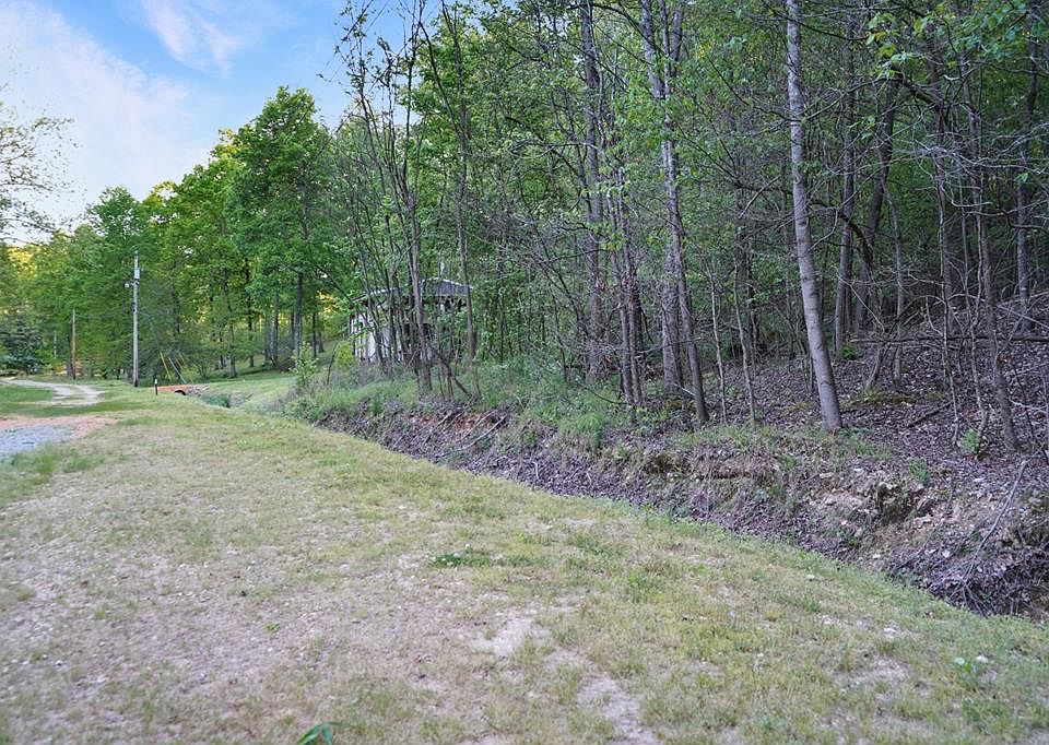 1st image of 0 Blossom Dr