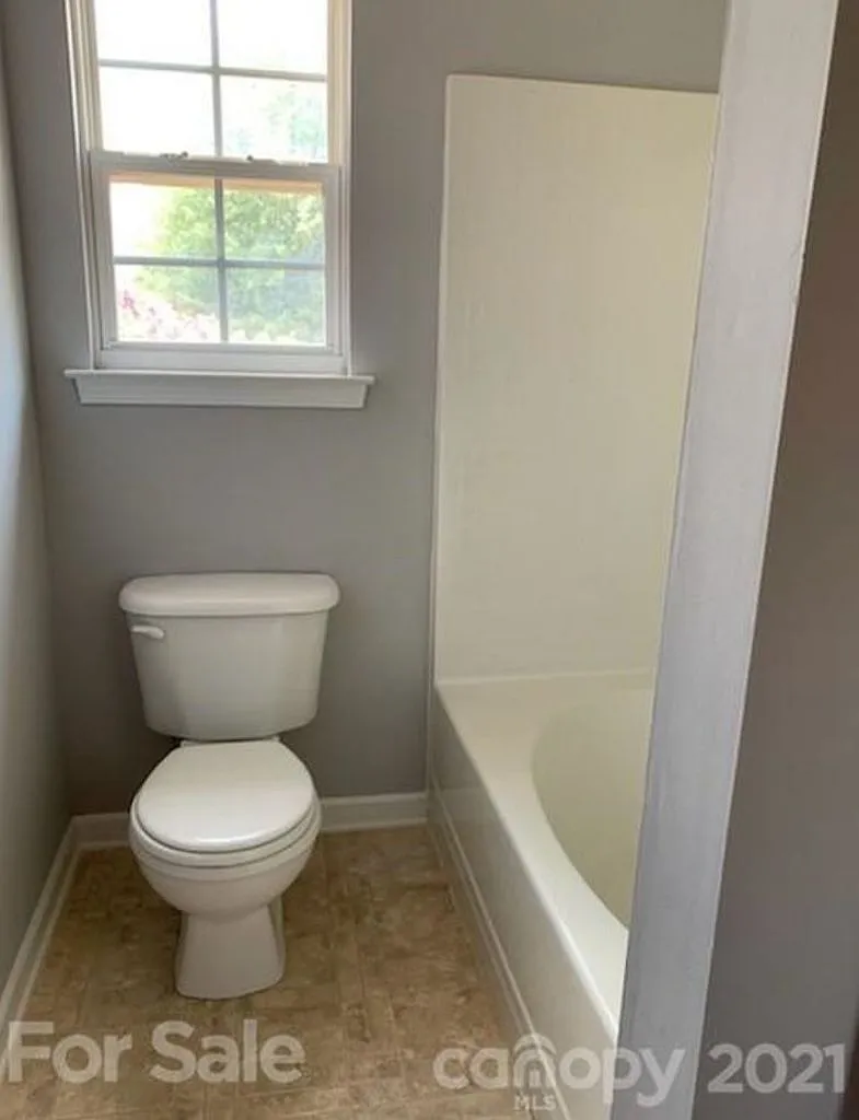 3 bed, 1518 sqft, $1,825 — Photo 2