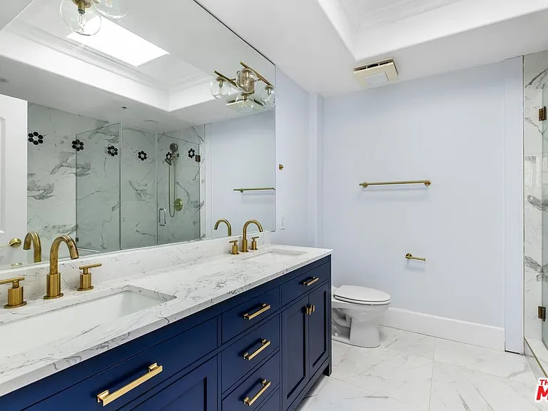 12026 Hoffman St #302 — Photo 16