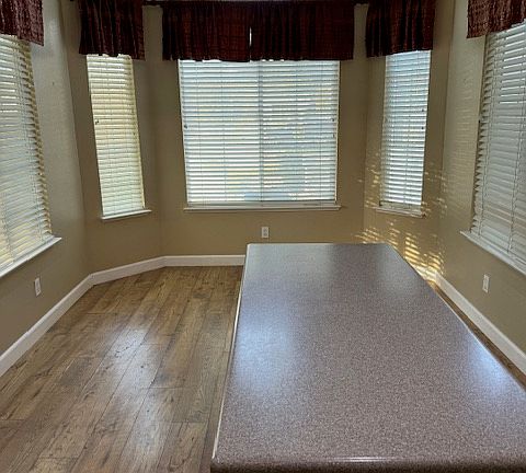 5th image of 2405 Jonathon Dr