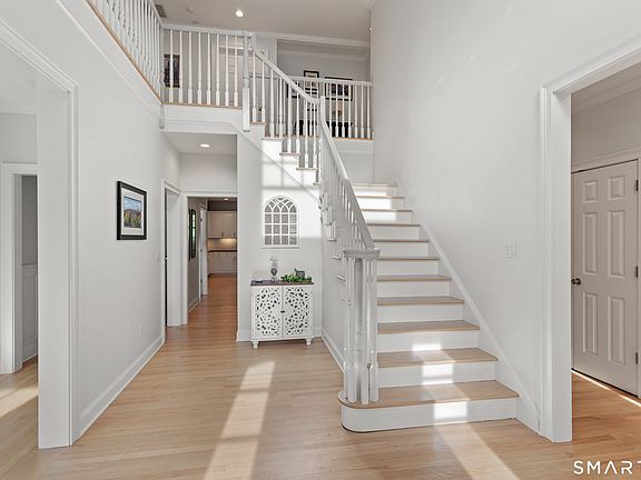 3rd image of 7 Webb Road