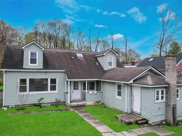 92 Entrance Way, Mahopac, NY 10541