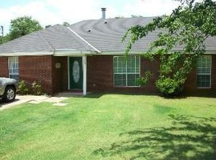 288 Payson Rd, Deatsville, AL 36022