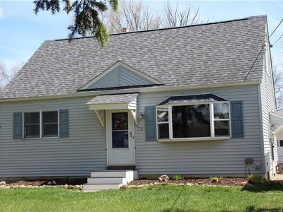 74 Iroquois Dr, Orchard Park, NY, 14127