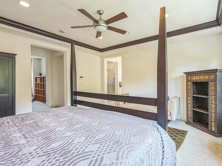 152 Laurelwood Dr — Photo 21