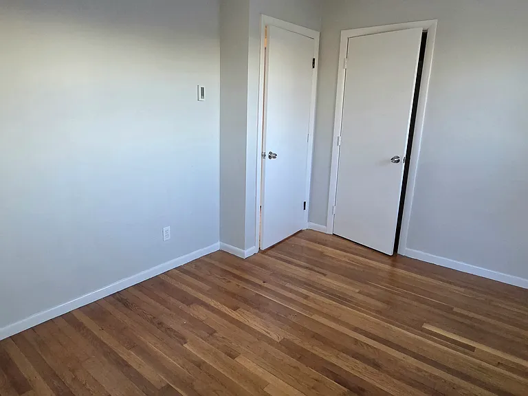 5 Waldemar Ave #3 — Photo 13