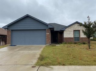 2913 Pacifico Way, Fort Worth, TX 76111
