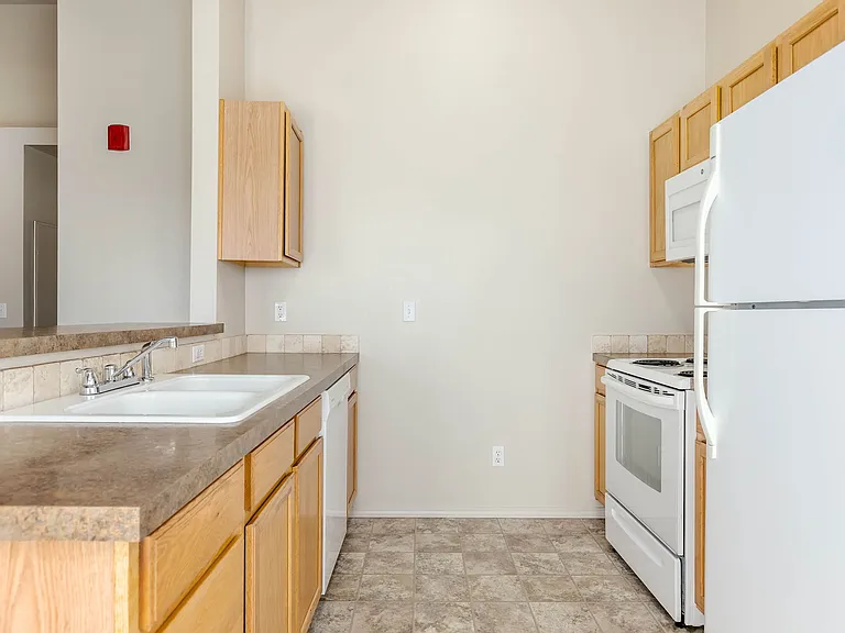 3388 S Milan Ave #3388 — Photo 11