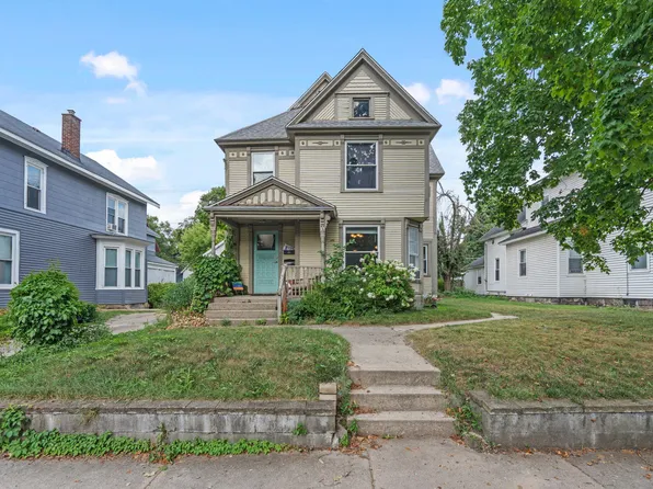 718 Fairview Ave NE, Grand Rapids, MI 49503