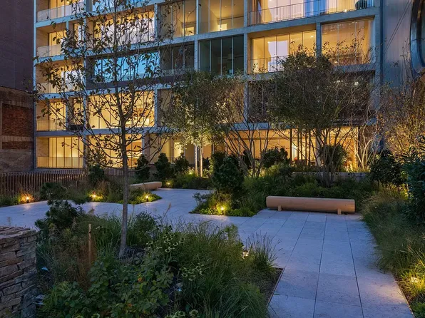 527 West 27th Street image 16 of 24