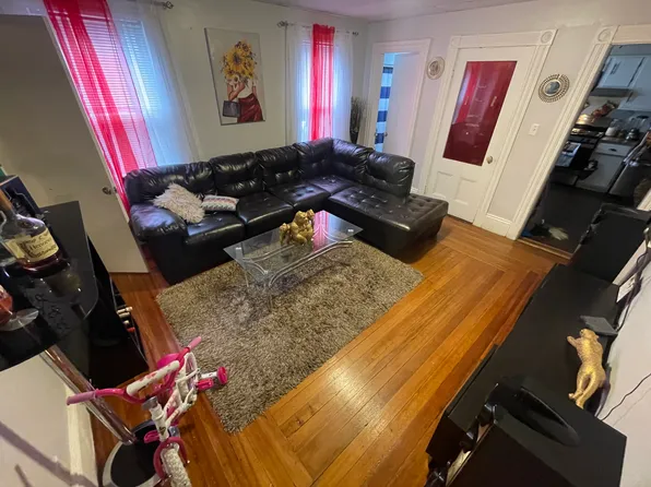 963 Winthrop Ave, Revere, MA