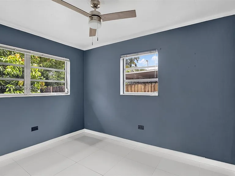 2331 Flamingo Dr — Photo 33