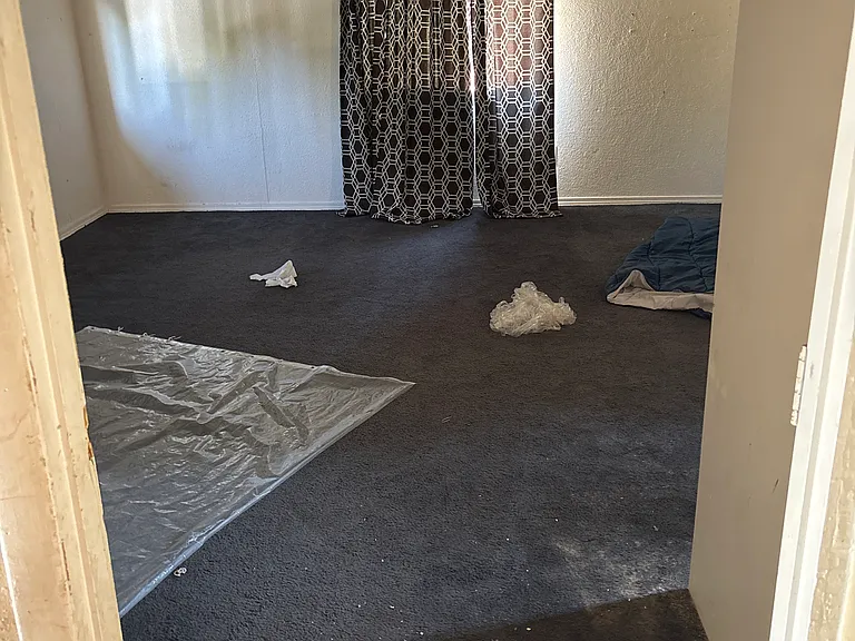 4236 N Ginzel St — Photo 2