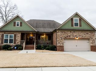 429 Lakeshore Cv, Fort Oglethorpe, GA 30742