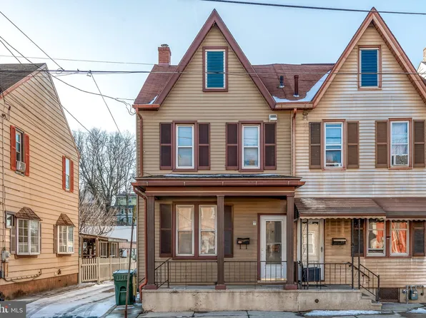 327 S 10th St, Lebanon, PA 17042