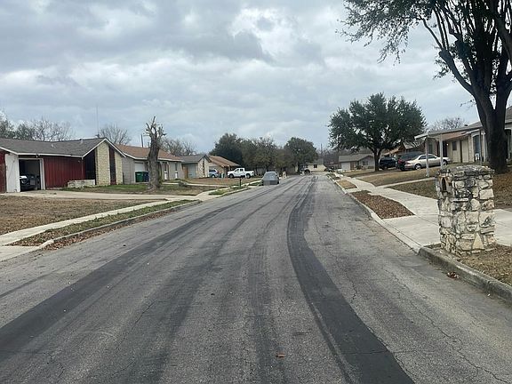 5th image of 3630 Tuscany Dr