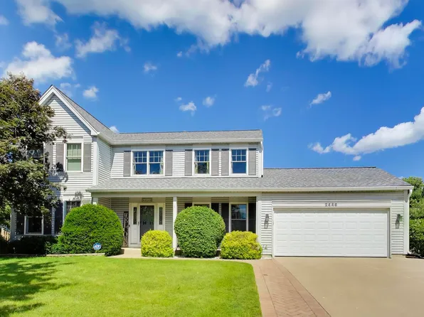 2446 Lawson Blvd, Gurnee, IL 60031